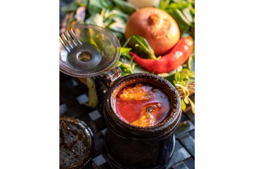 دیزی مخصوص بیستون